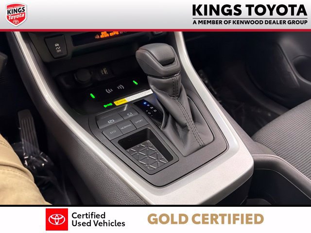Certified 2025 Toyota RAV4 LE FWD image 20