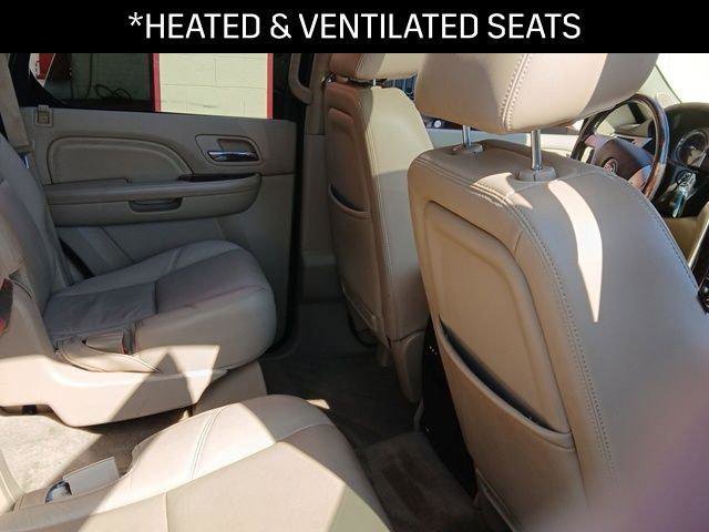 Used 2014 Cadillac Escalade Luxury image 14