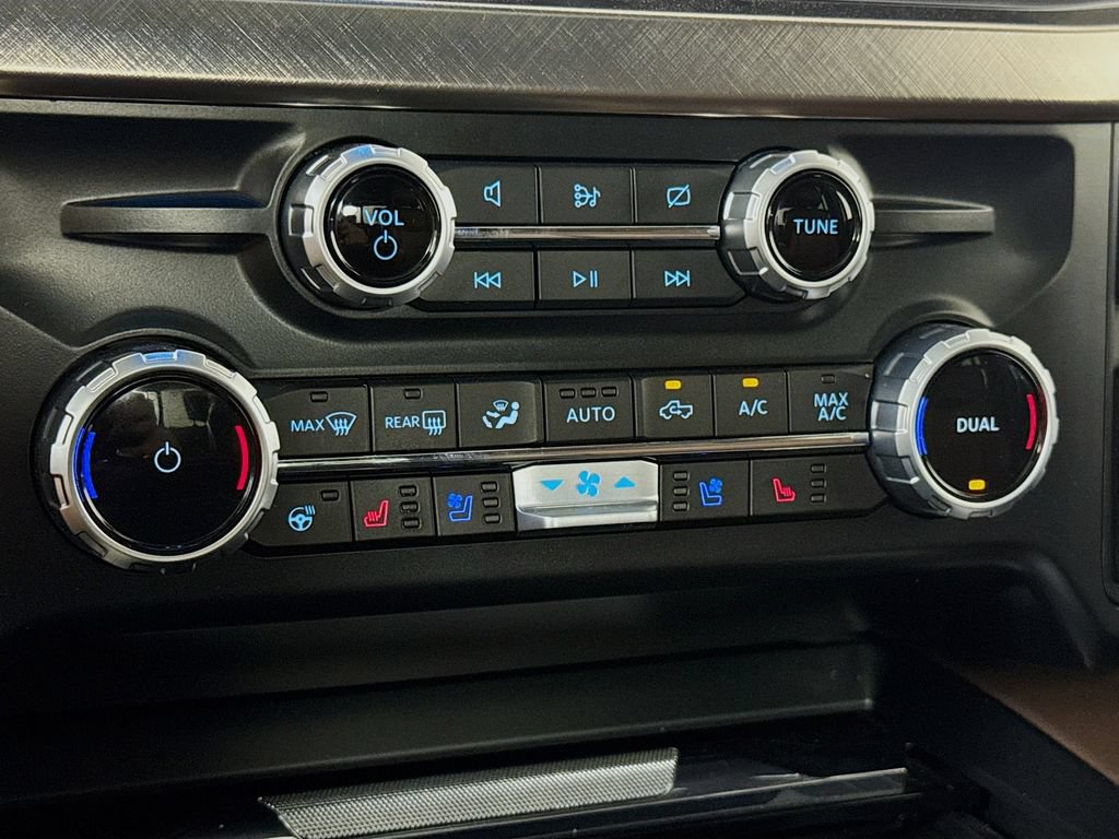 Used 2023 Ford F350 King Ranch w/ Chrome Package AWD/4WD image 16