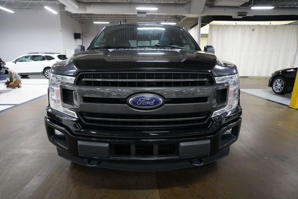 Used 2019 Ford F150 XLT w/ Equipment Group 302A Luxury AWD/4WD image 11