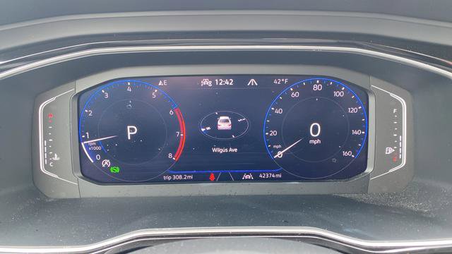 Used 2024 Volkswagen Jetta SEL FWD image 17