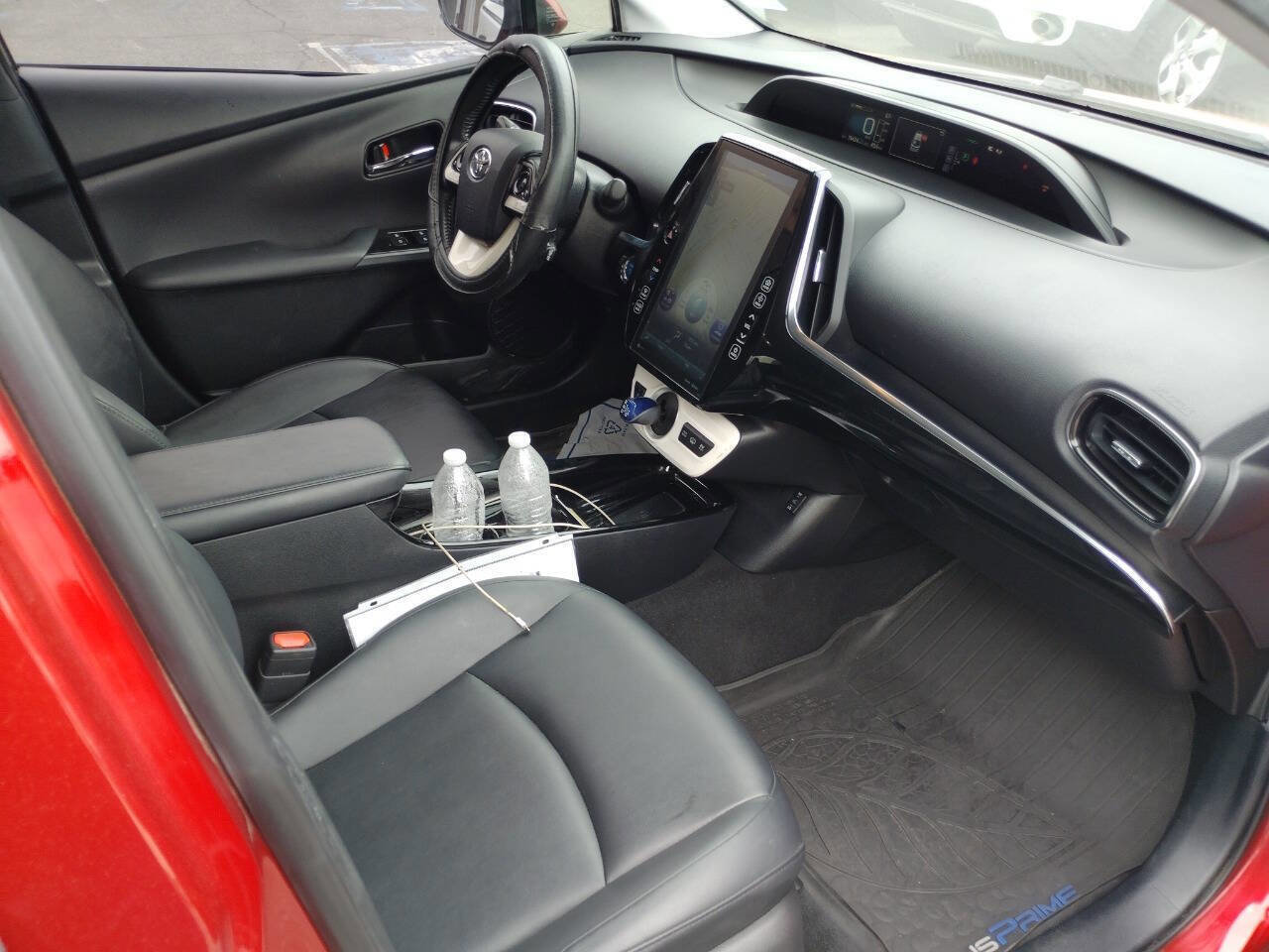 Used 2018 Toyota Prius Prime Premium w/ Carpet Mat Package FWD image 3