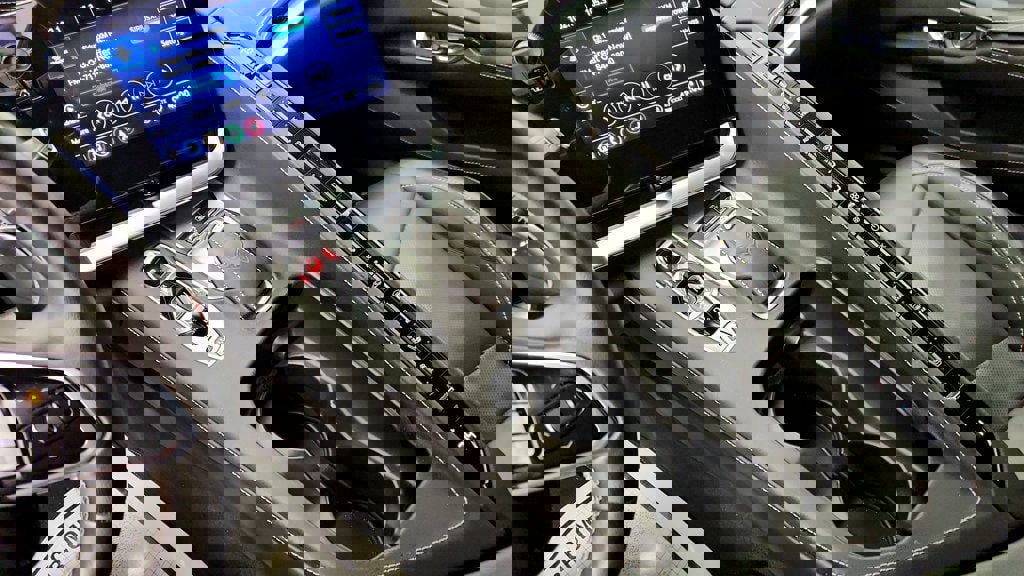 Used 2022 Chevrolet Corvette Stingray Preferred Cpe w/ Battery Protection Package image 17