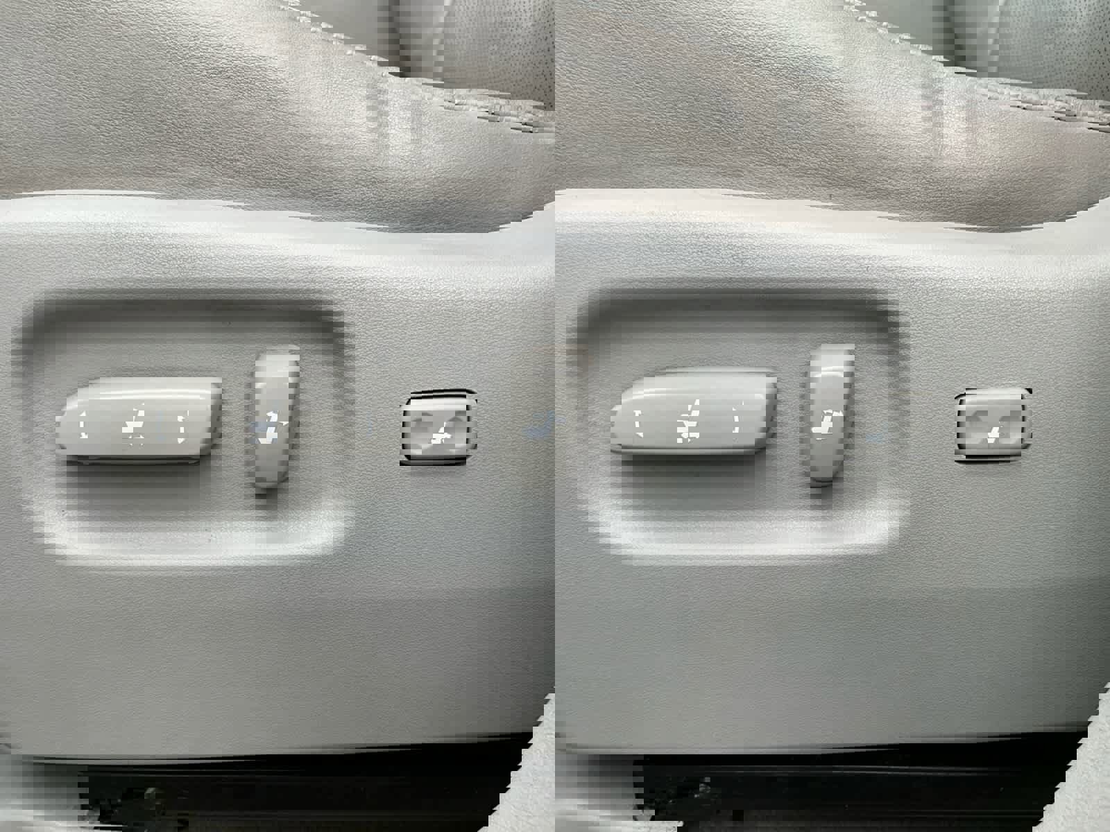 Used 2011 Lexus RX 350 AWD w/ Premium Pkg image 24