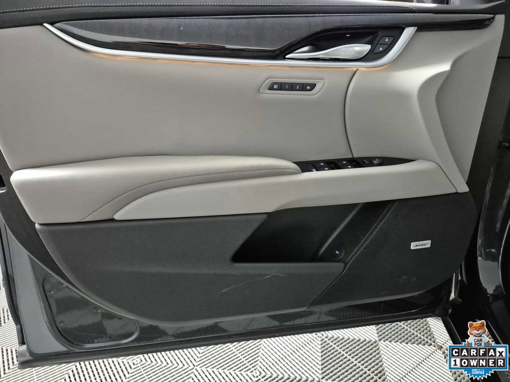 Used 2015 Cadillac XTS Premium FWD image 15
