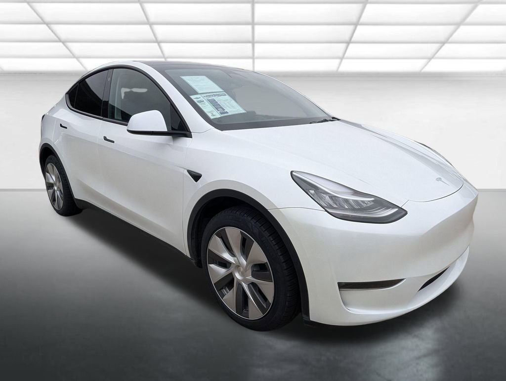 Used 2023 Tesla Model Y Performance AWD/4WD image 1