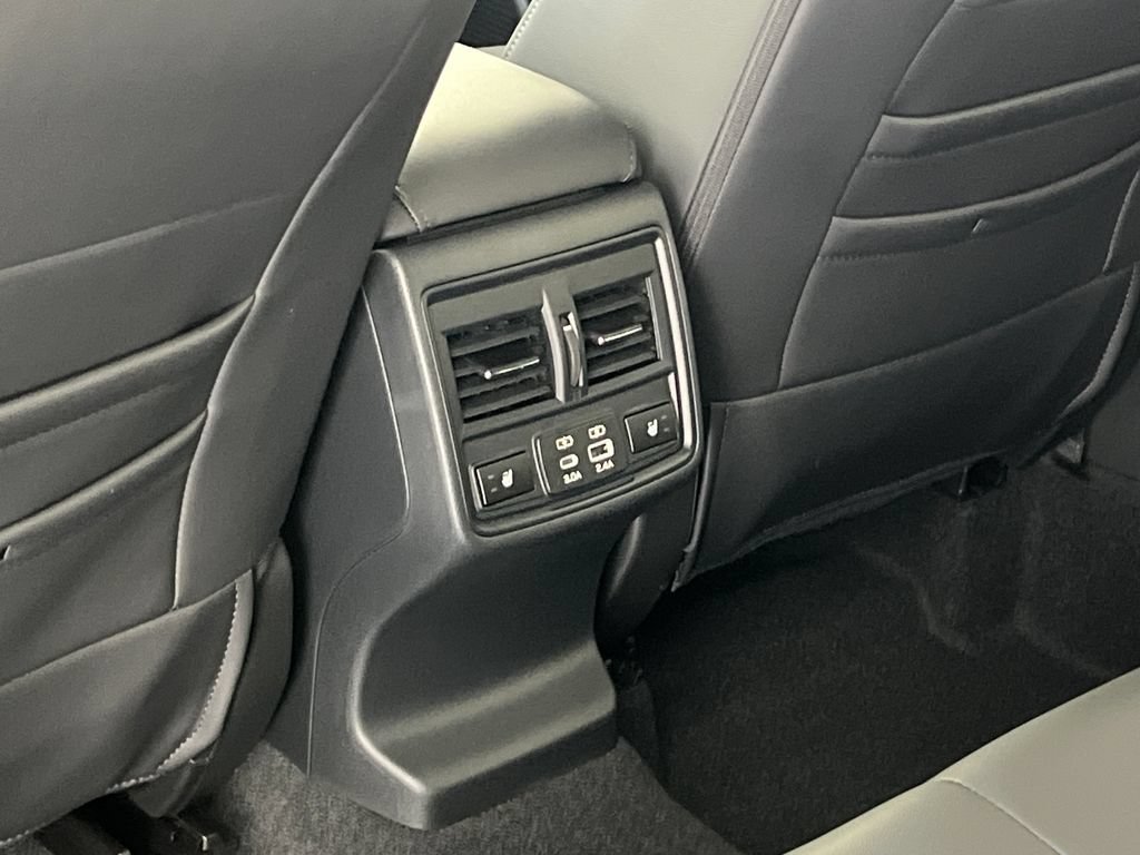 New 2026 Subaru Outback Touring XT AWD/4WD image 39