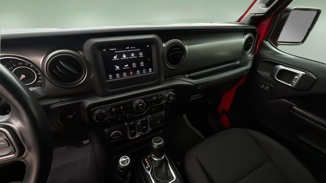 Used 2021 Jeep Gladiator Willys image 24