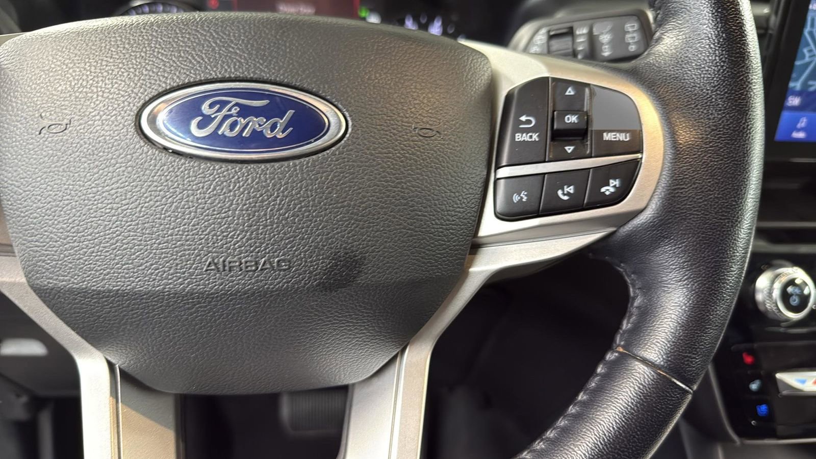 Certified 2022 Ford Explorer Limited image 16