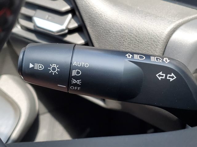 New 2026 Nissan Sentra SR w/ SR Premium Package FWD image 10
