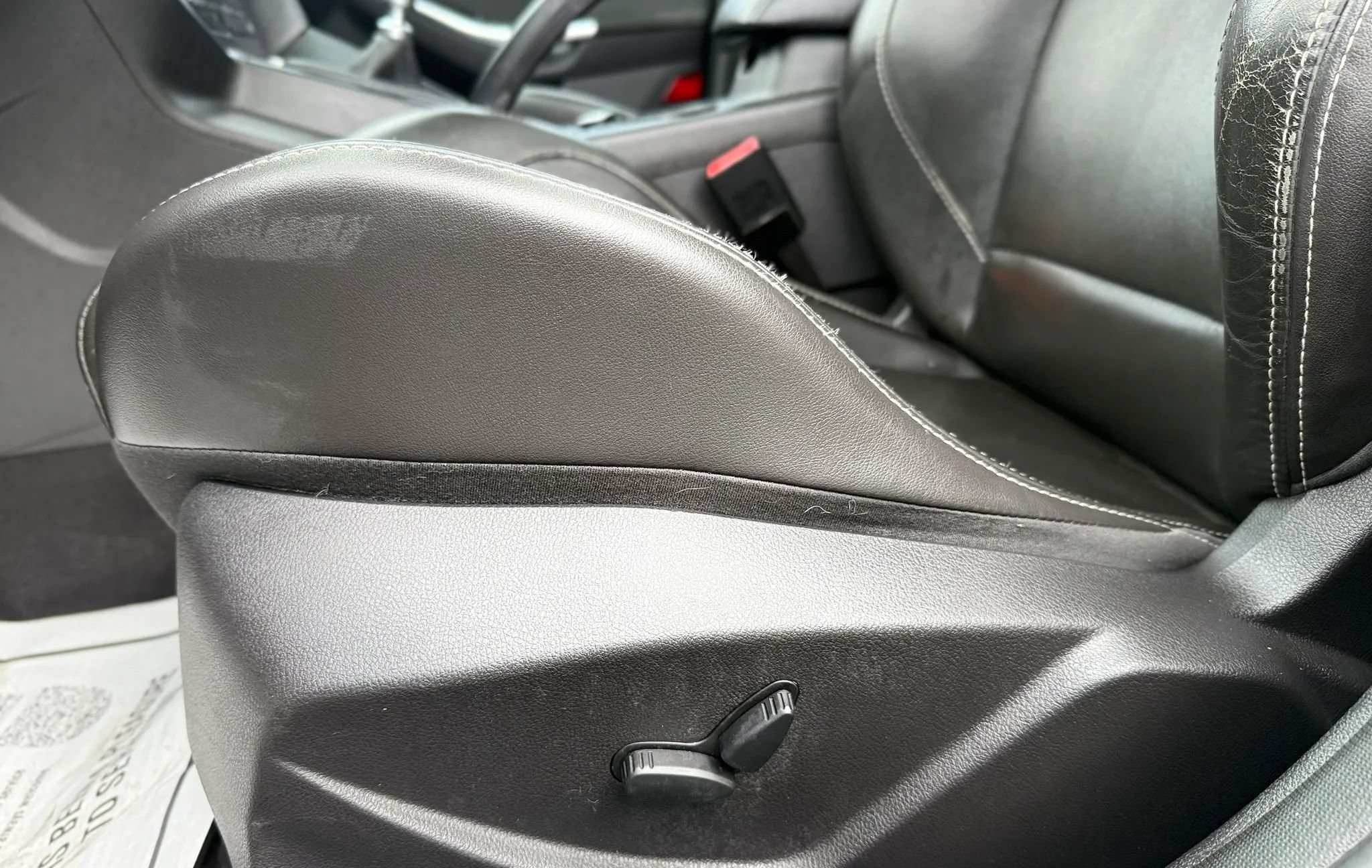 Used 2014 Ford Focus ST w/ Equipment Group 202A FWD image 25