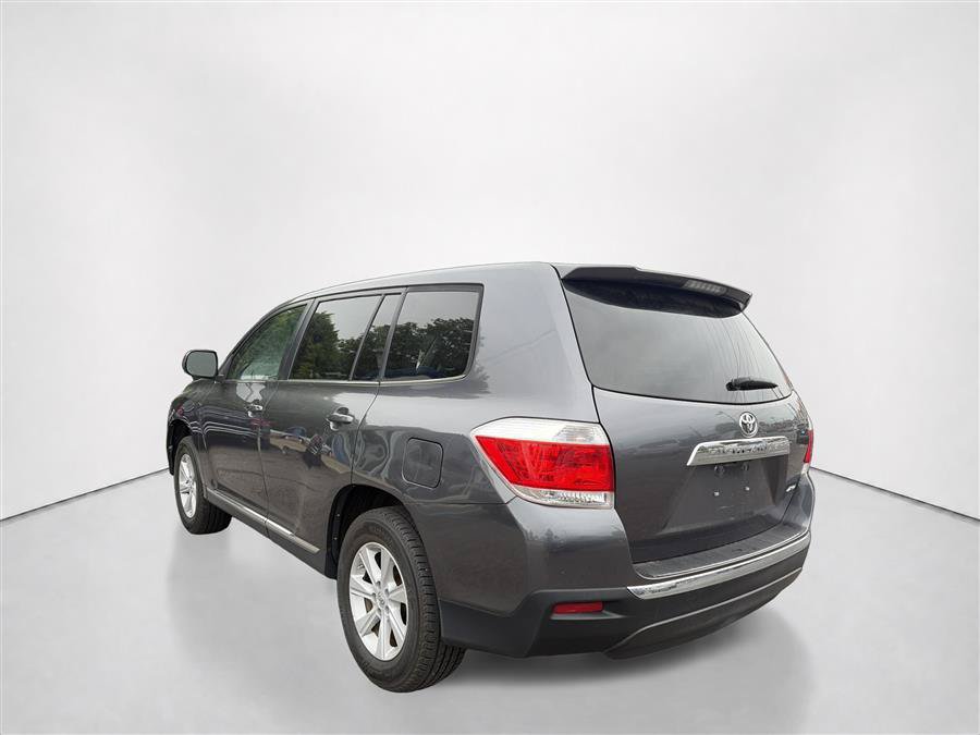 Used 2013 Toyota Highlander 4WD w/ Cold Weather Pkg image 7