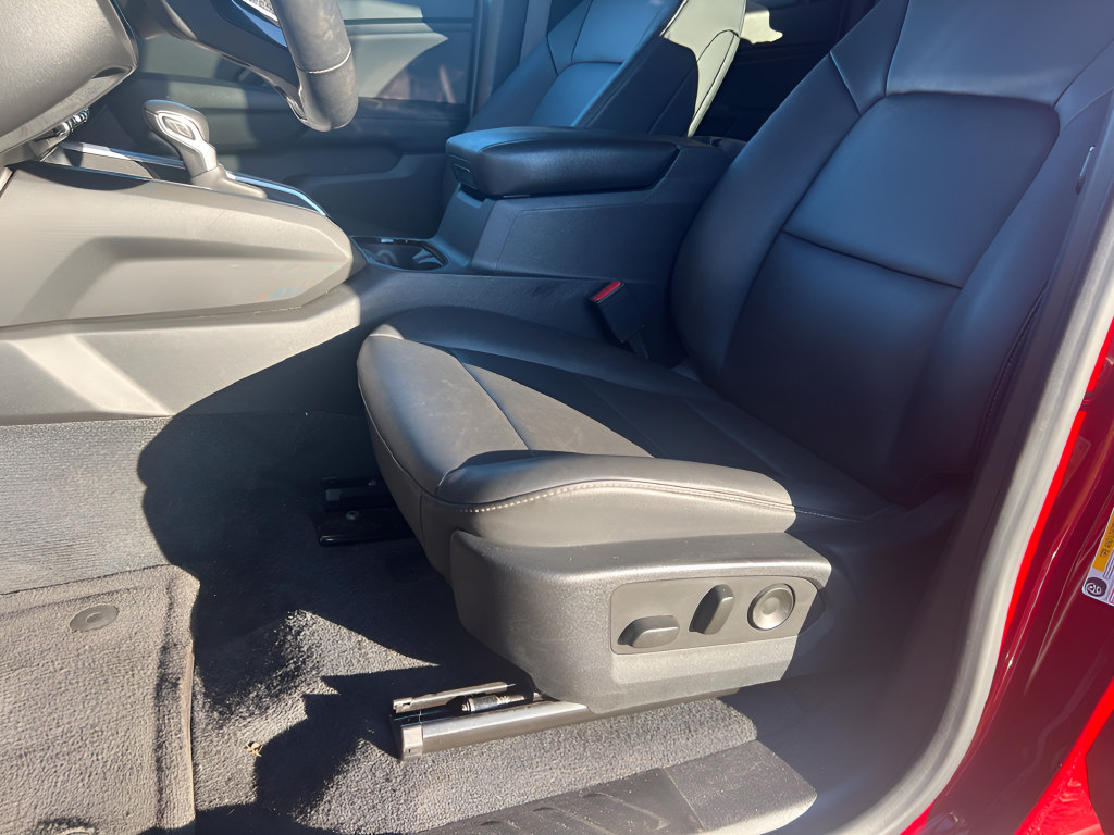 Used 2023 Chevrolet Colorado LT w/ LT Convenience Package III RWD image 15