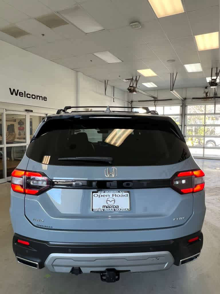 Used 2023 Honda Pilot Elite image 5