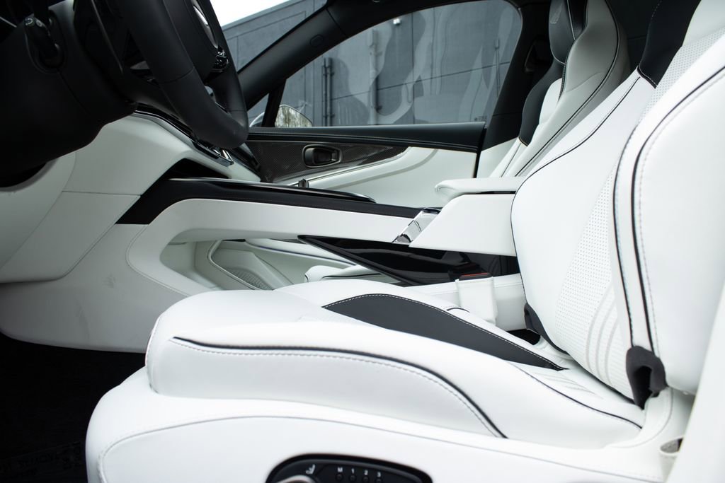 New 2025 Aston Martin DBX 707 image 15