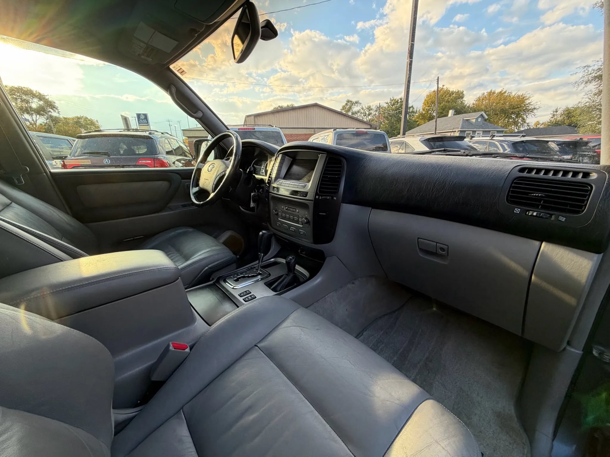 Used 2005 Toyota Land Cruiser AWD/4WD image 18