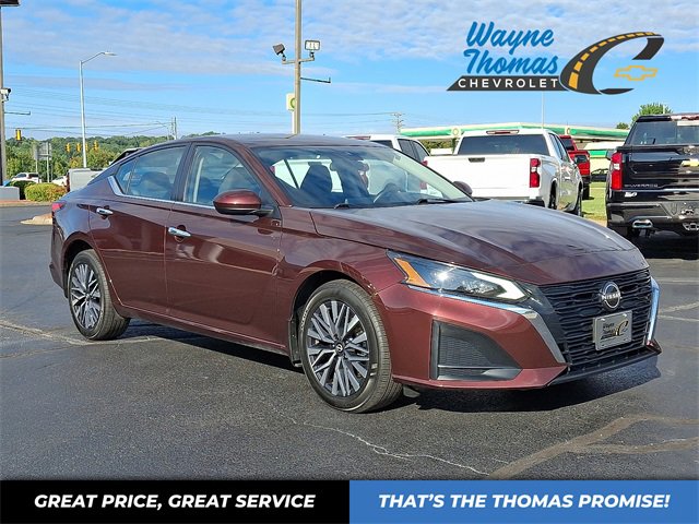 Used 2023 Nissan Altima 2.5 SV
