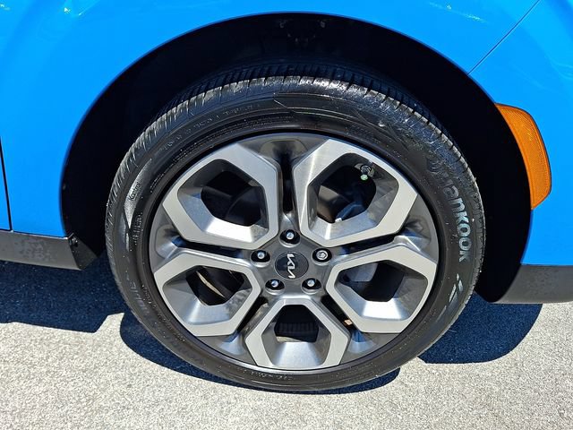 Used 2025 Kia Soul EX FWD image 8