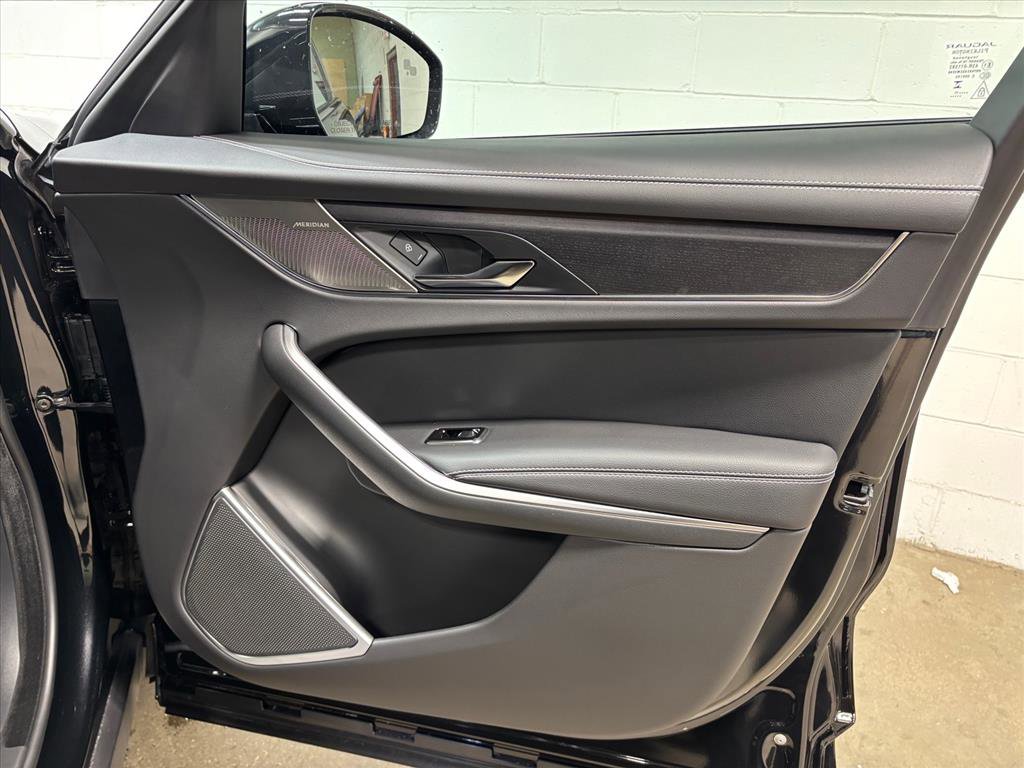 New 2026 Jaguar F-PACE R-Dynamic S image 34