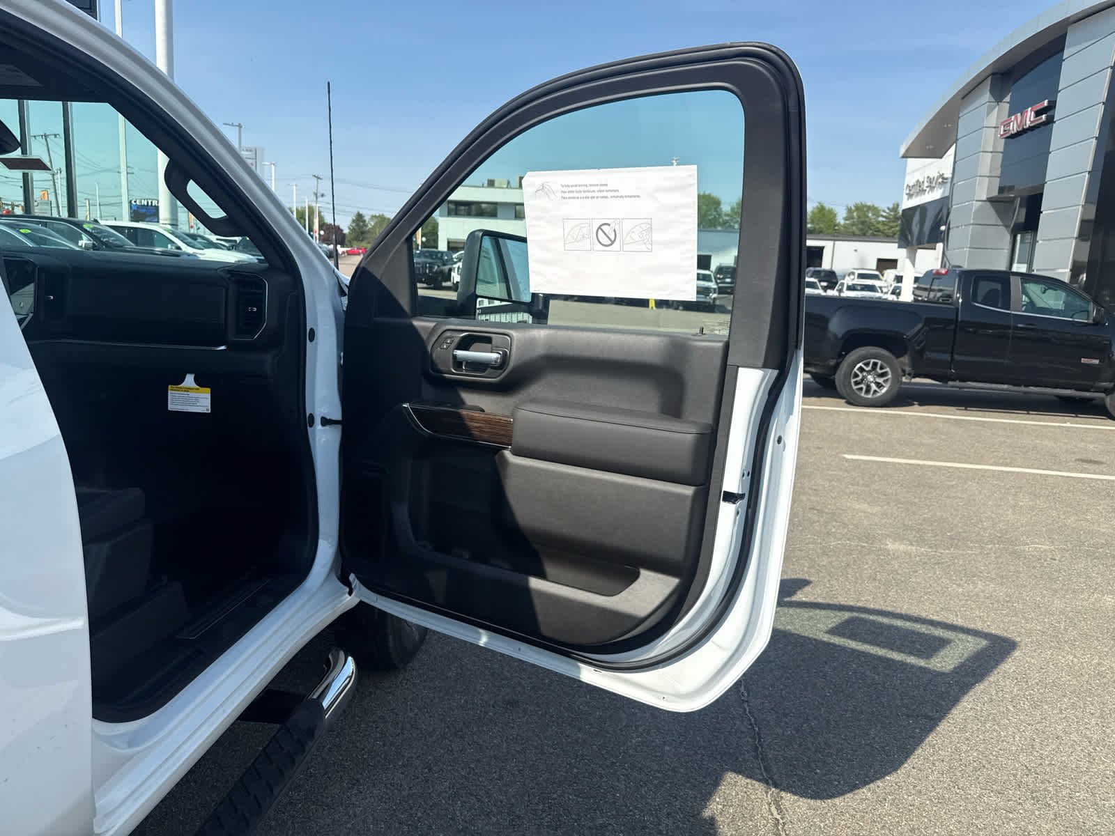 New 2026 GMC Sierra 2500 SLE w/ SLE Convenience Package AWD/4WD image 14