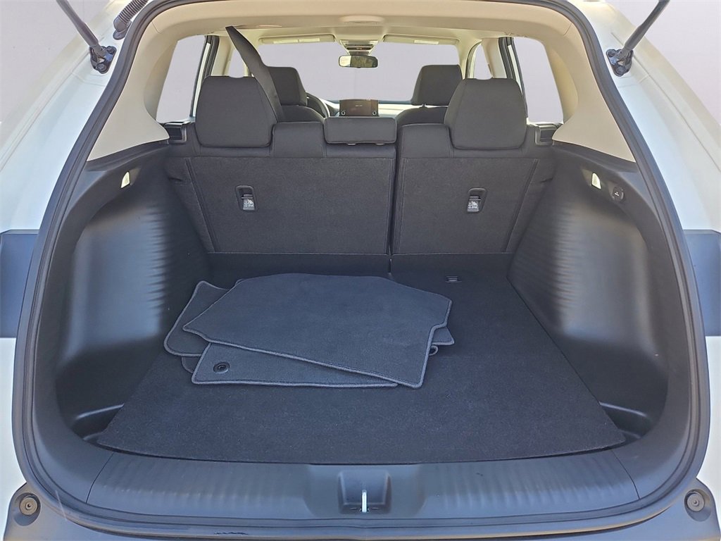 Certified 2025 Honda HR-V LX image 26