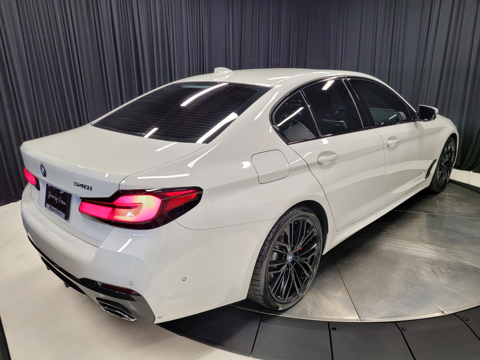 Used 2021 BMW 540i w/ M Sport Package image 48