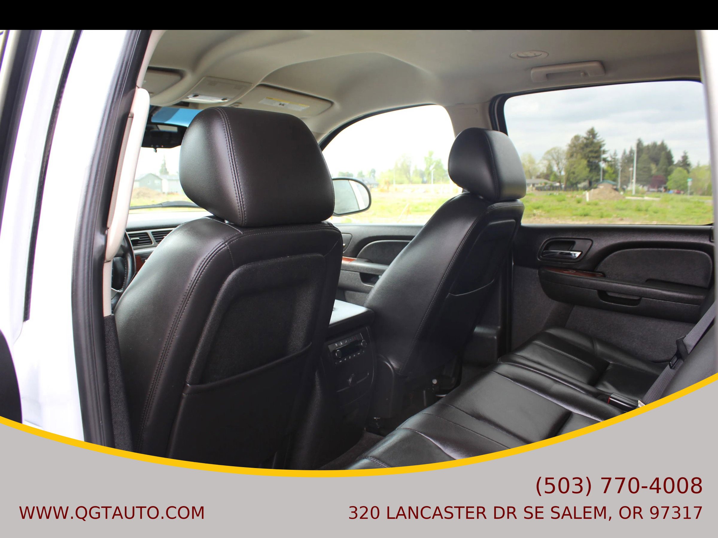 Used 2011 Chevrolet Suburban LT AWD/4WD image 12