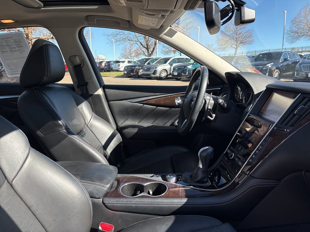 Used 2015 INFINITI Q50 Sport w/ Technology Package image 27