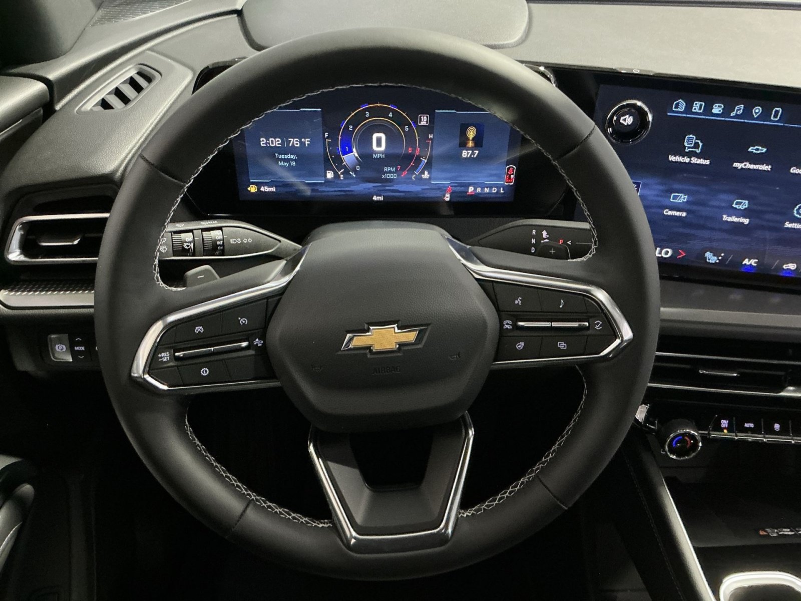 New 2026 Chevrolet Traverse LT FWD image 17