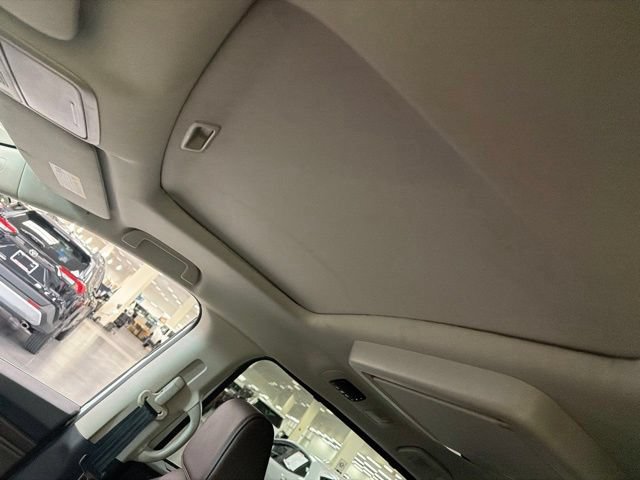 Used 2025 Honda Odyssey Touring image 21