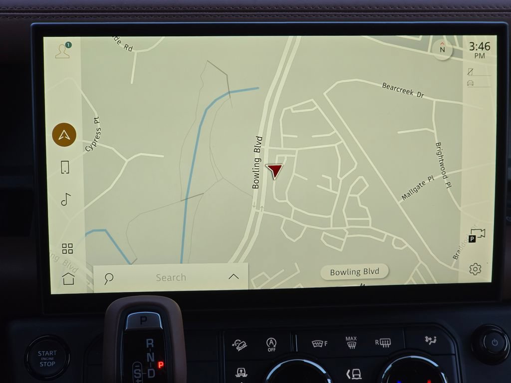 New 2026 Land Rover Defender 110 AWD/4WD image 15