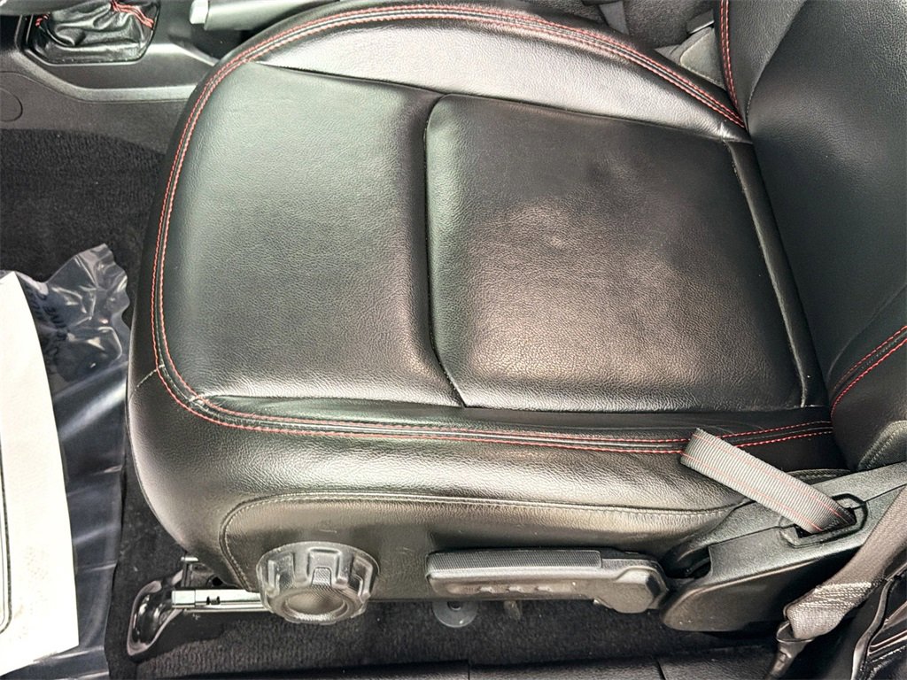 Used 2021 Jeep Wrangler Unlimited Rubicon w/ Uconnect 4C Nav & Sound Group image 19