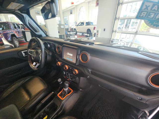 Used 2023 Jeep Gladiator Mojave w/ Cold Weather Group AWD/4WD image 16