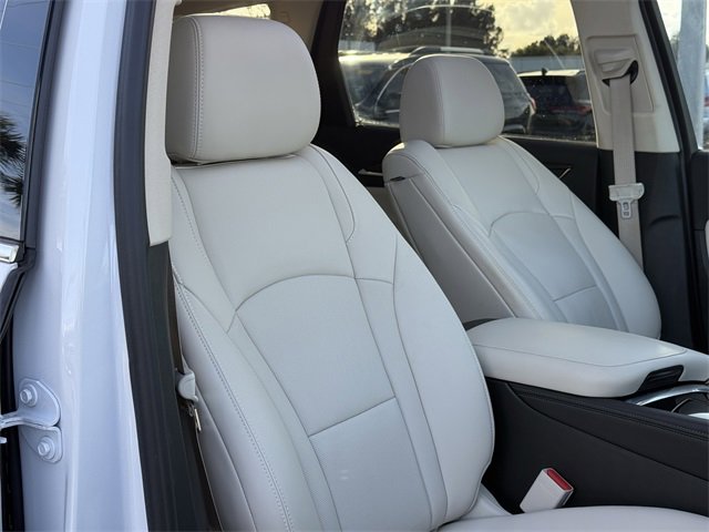 Used 2022 Buick Enclave Premium w/ Experience Buick Package image 17