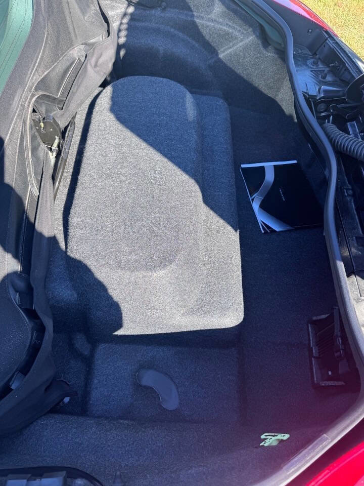 Used 2007 Pontiac Solstice Convertible w/ Premium Package image 18