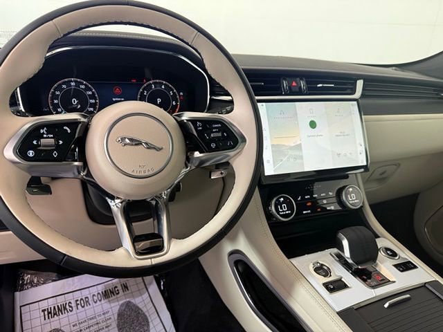 Certified 2026 Jaguar F-PACE R-Dynamic S image 28