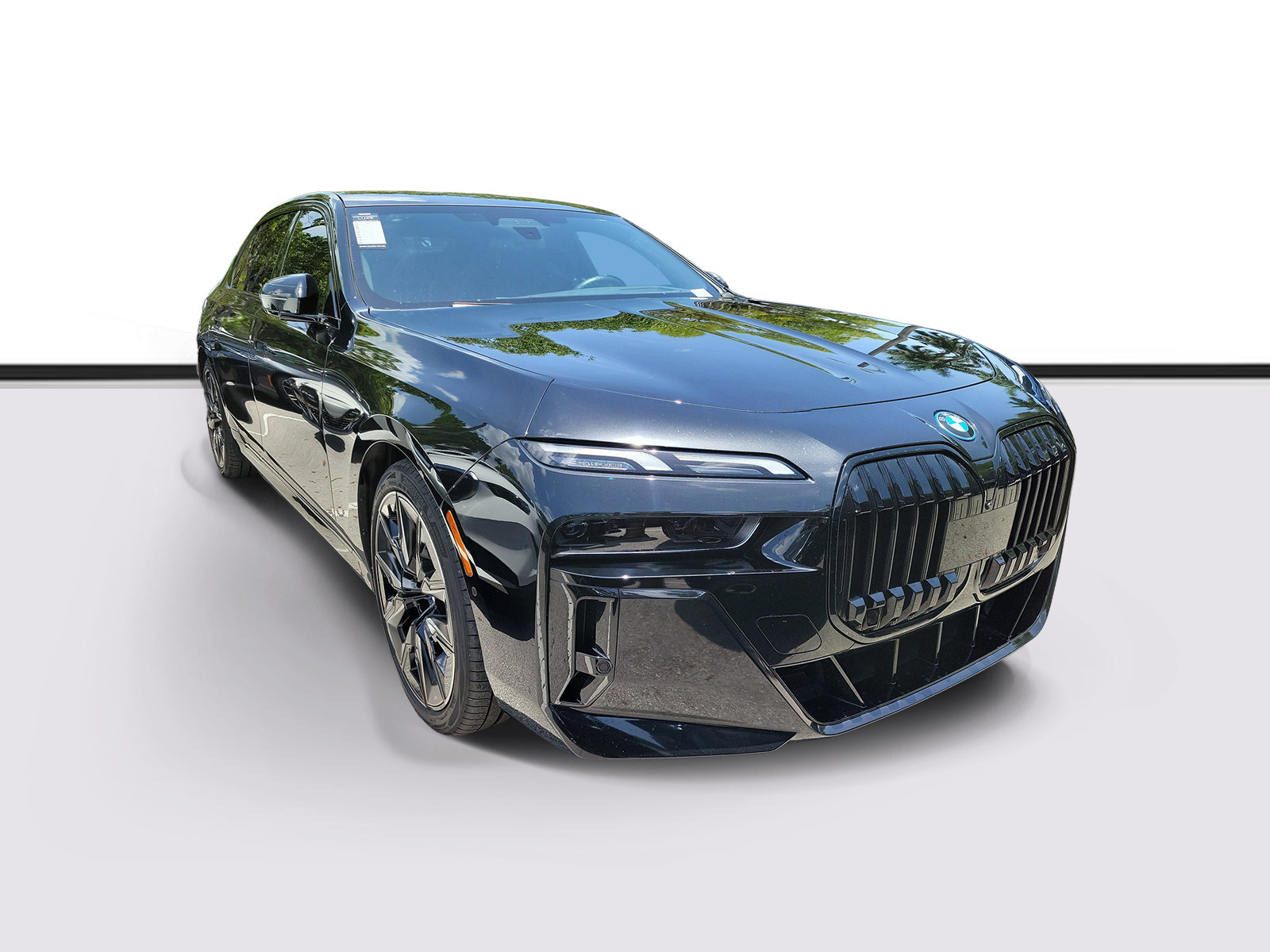 Used 2023 BMW i7 xDrive60 AWD/4WD image 1