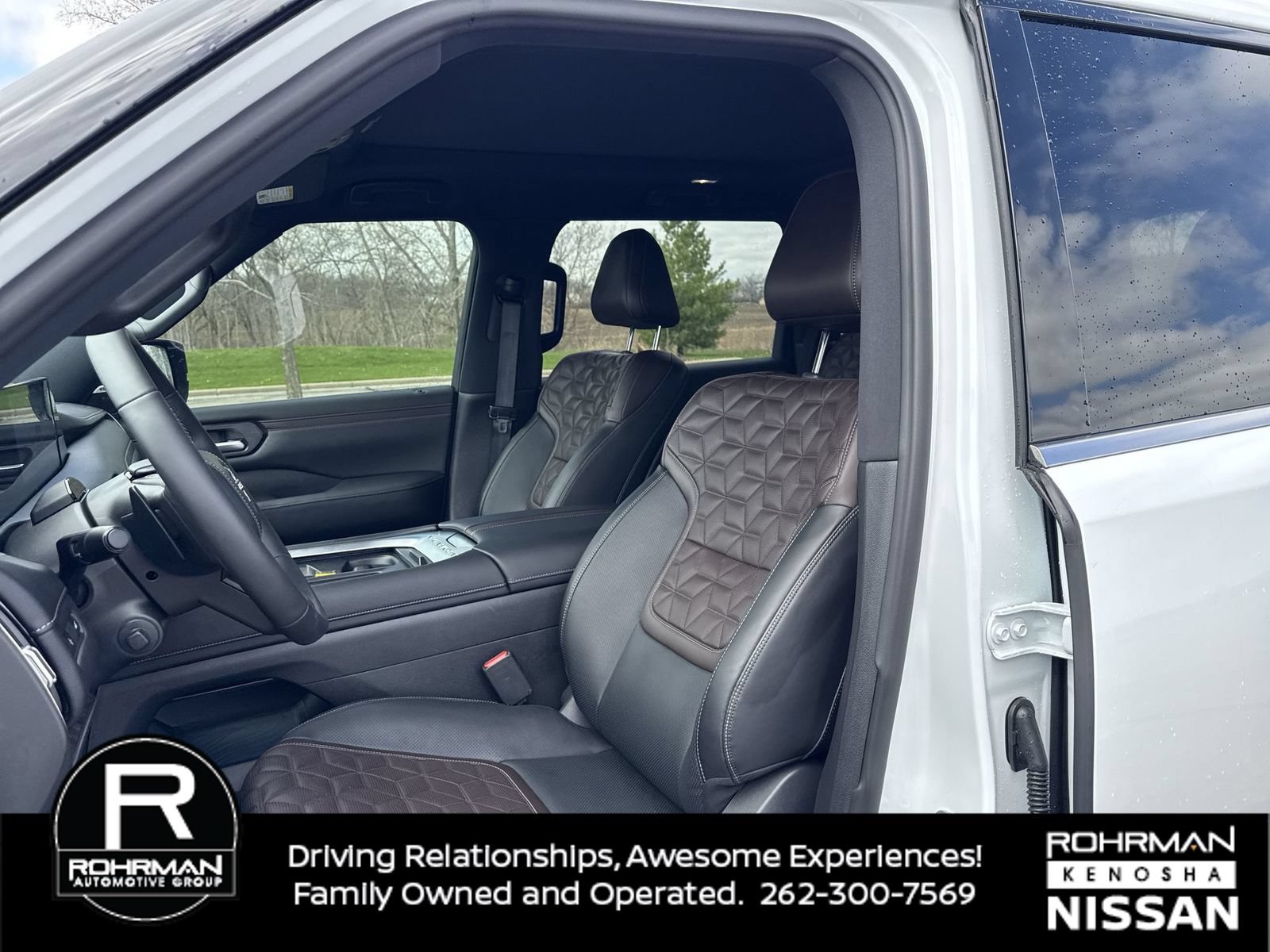 Used 2026 Nissan Armada Platinum Reserve AWD/4WD image 12