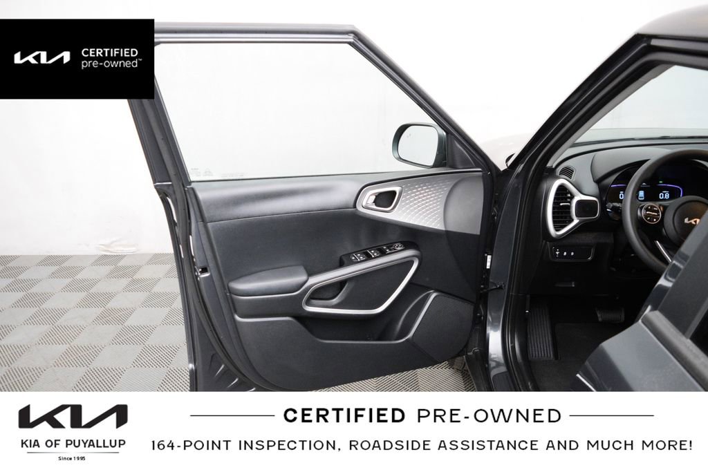 Certified 2025 Kia Soul LX FWD image 10