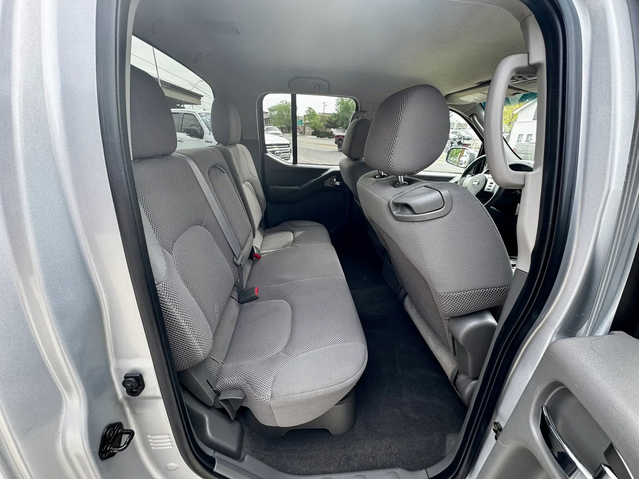 Used 2007 Nissan Frontier LE RWD image 14