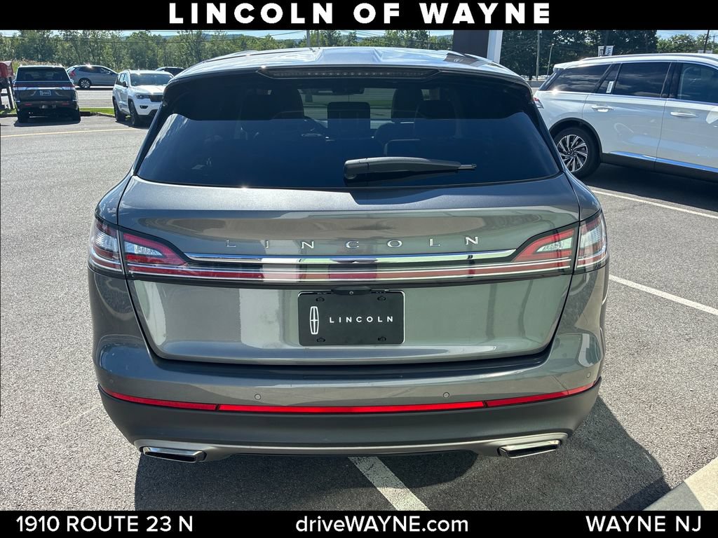 Certified 2022 Lincoln Nautilus Reserve AWD/4WD image 5