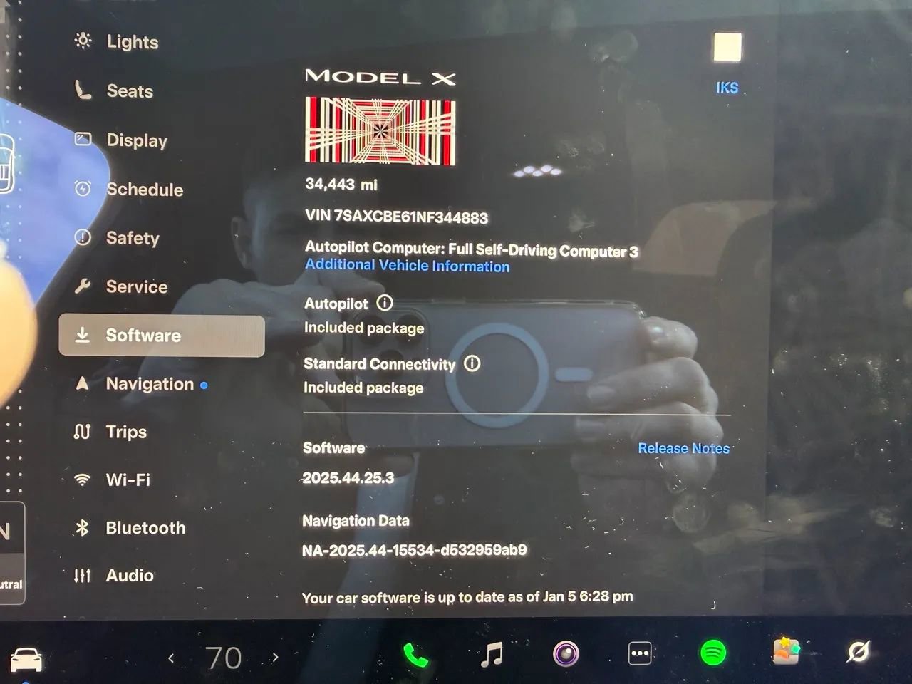 Used 2022 Tesla Model X Plaid image 23