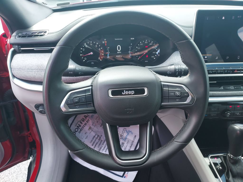 Used 2024 Jeep Compass Latitude AWD/4WD image 17