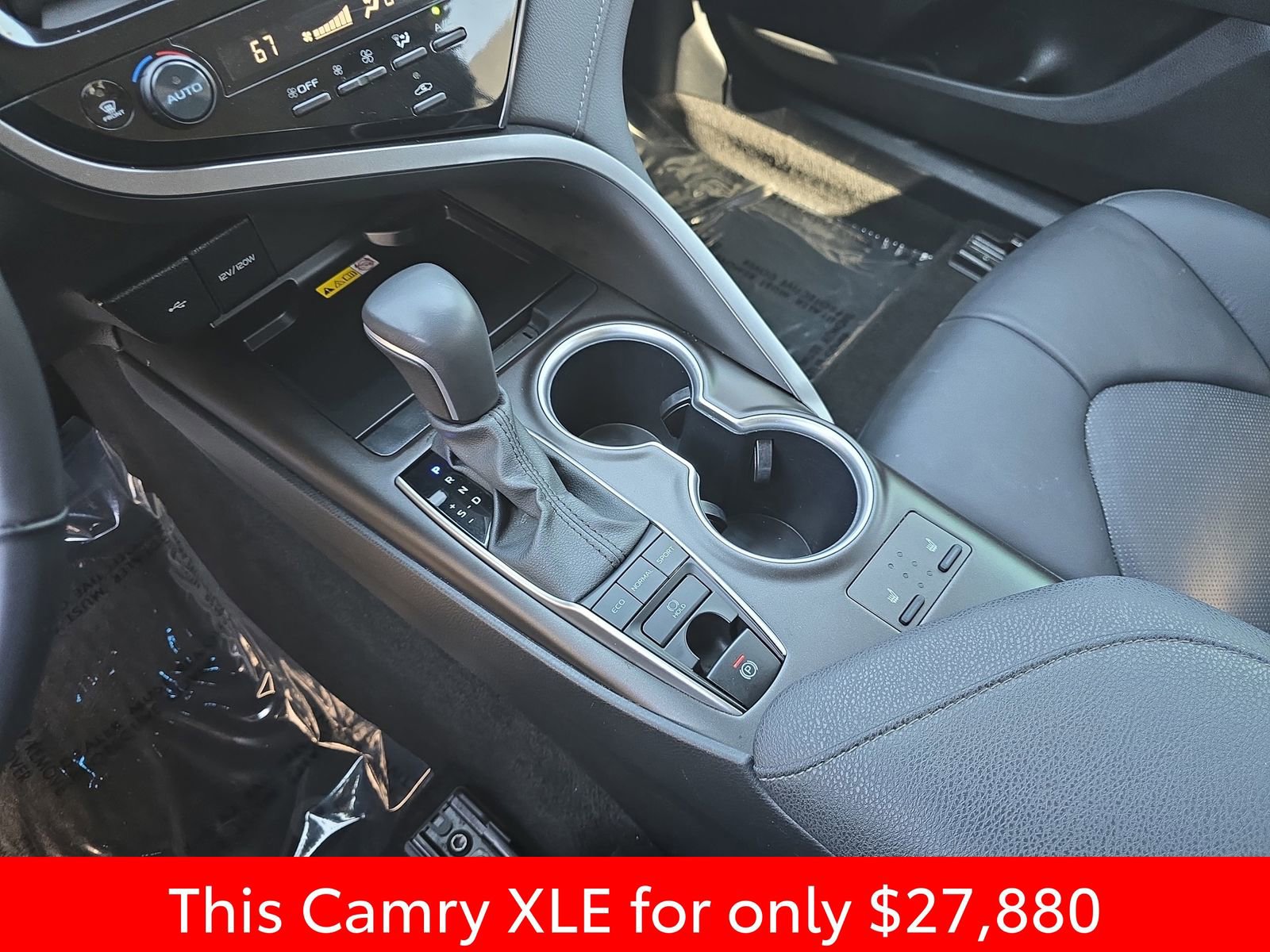 Used 2024 Toyota Camry XLE FWD image 31
