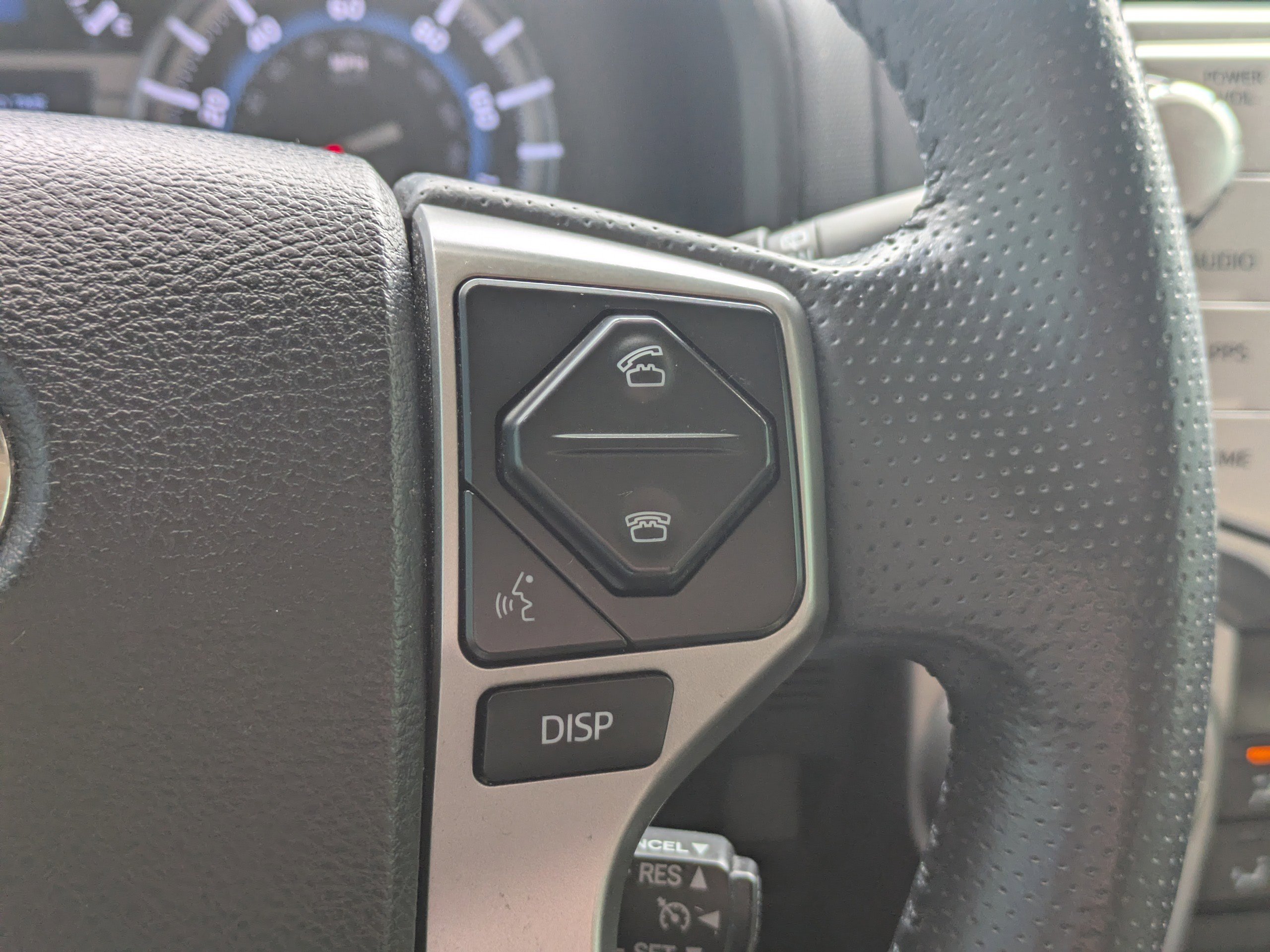 Used 2018 Toyota 4Runner Limited image 26