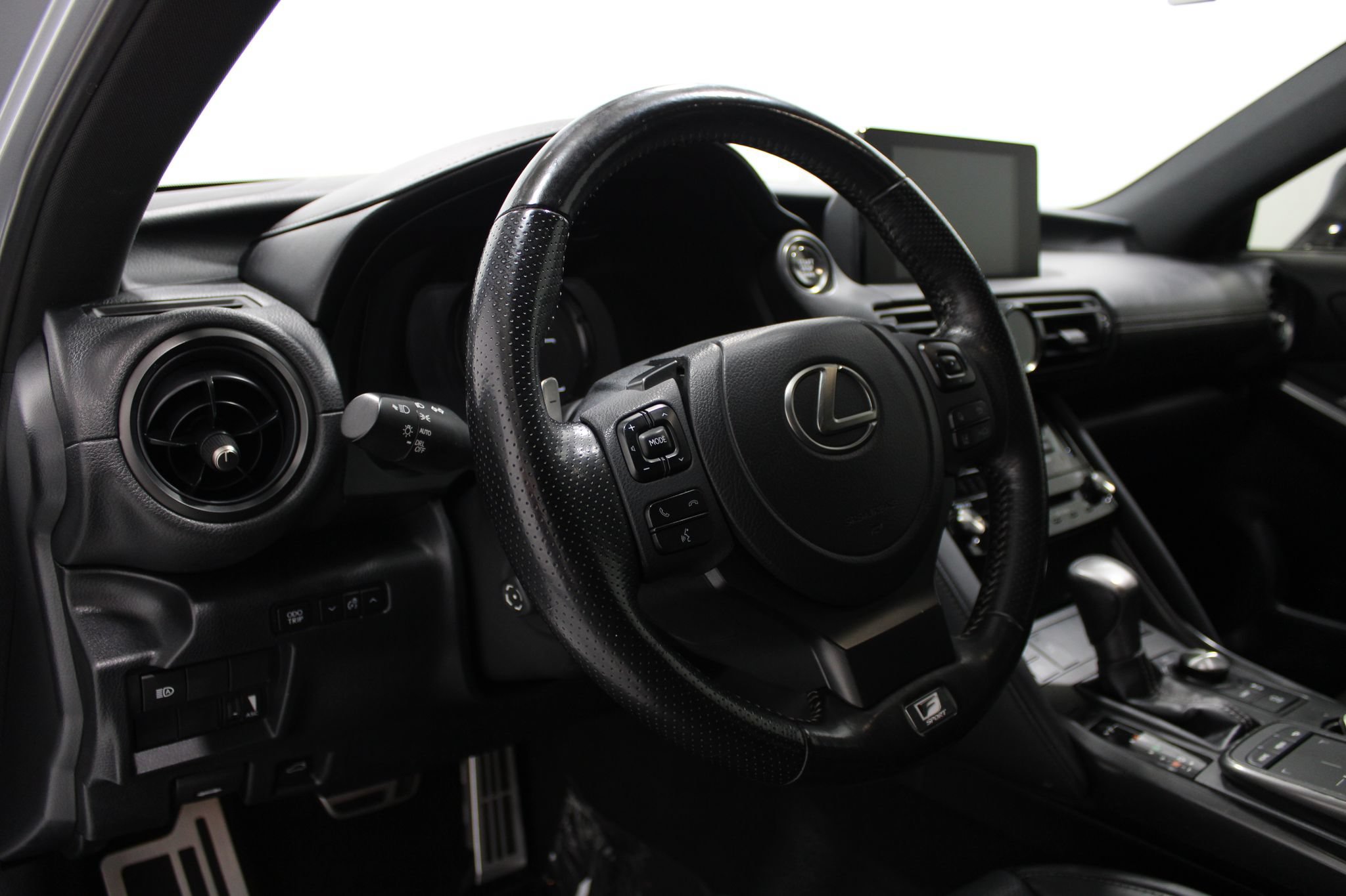 Used 2023 Lexus IS 350 F Sport w/ Memory Package RWD image 10