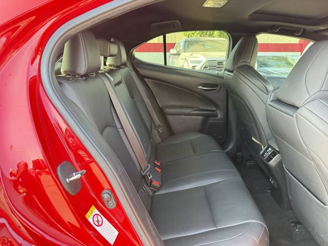 Used 2019 Lexus UX 200 F Sport FWD image 30
