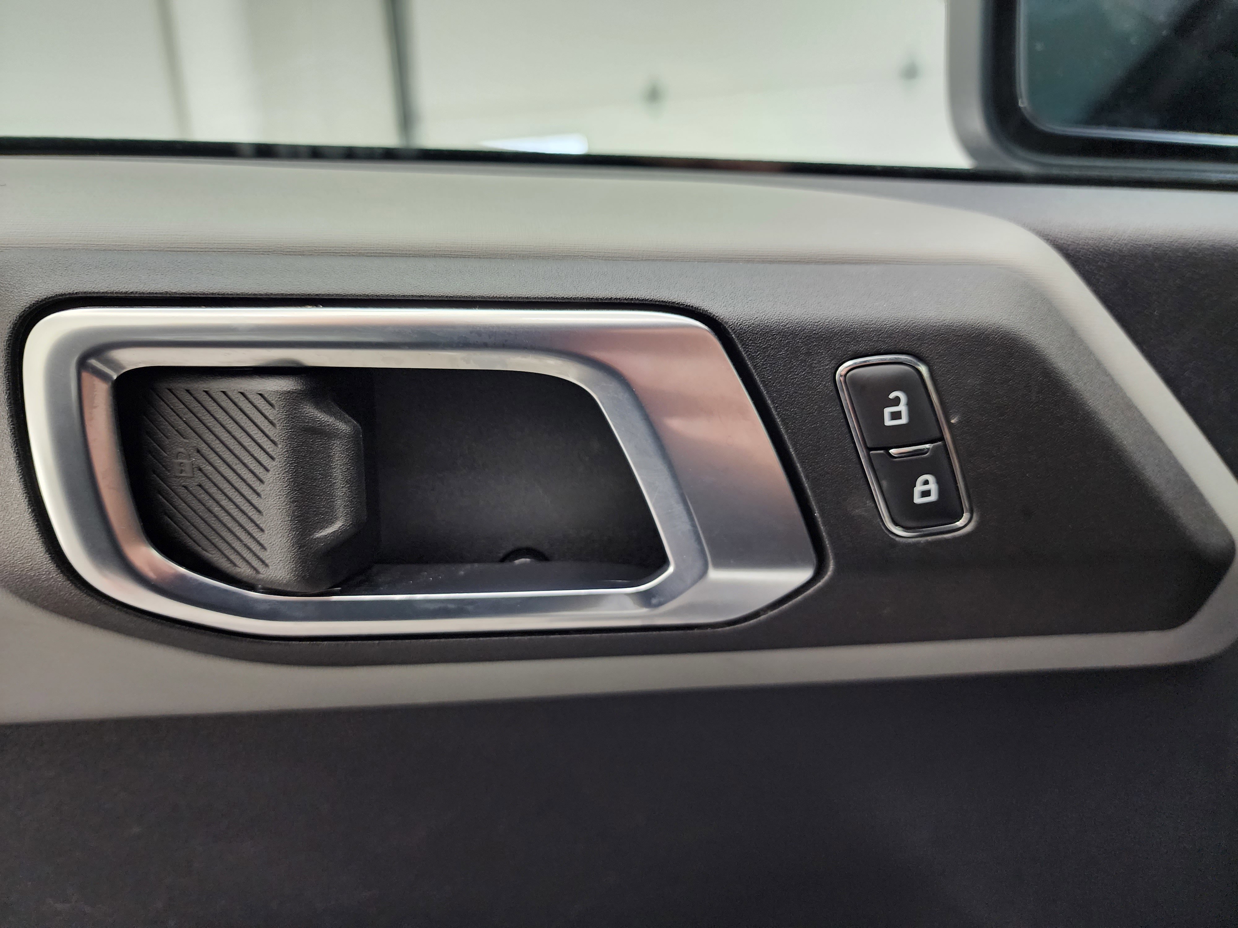 Used 2023 Ford Bronco Badlands w/ Sasquatch Package image 40