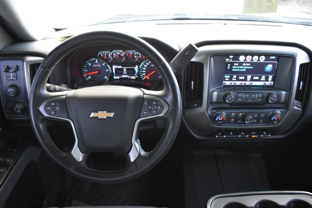 Used 2018 Chevrolet Silverado 1500 LT w/ All Star Edition AWD/4WD image 2