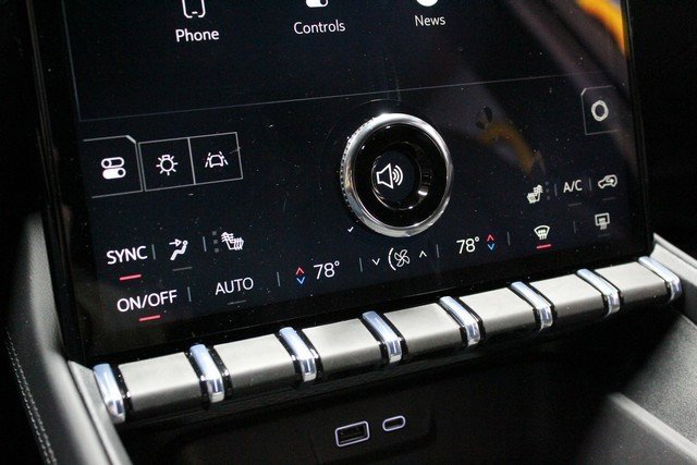 New 2026 GMC Terrain Elevation w/ Elevation Premium Package image 27